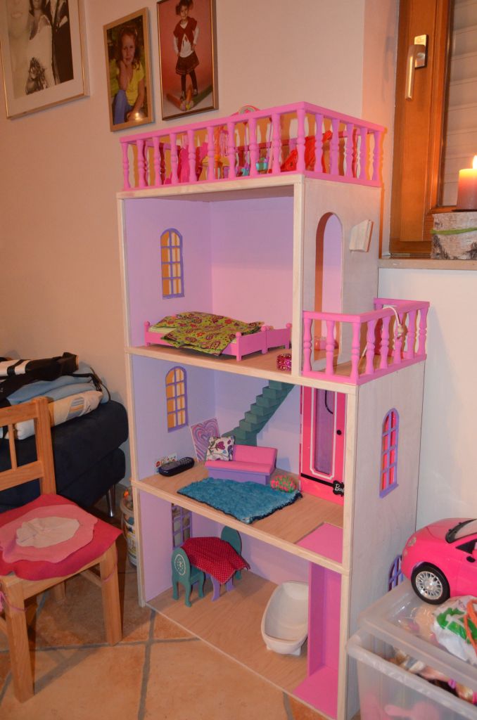 2014 Puppenhaus.jpg